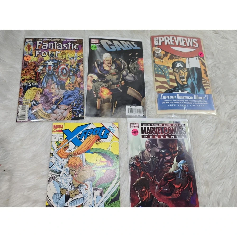 Marvel Comics - 25 Comic Books! Random Assortment Comics Great Condition! B5